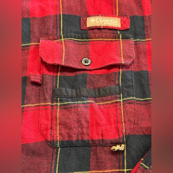 Columbia Shirt Mens Size Med Red Plaid Flannel PHG Performance Hunting Outdoors - Picture 5 of 10